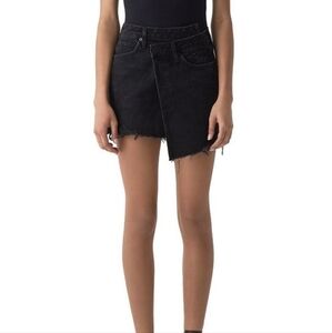 AGOLDE Criss Cross Skirt in Black